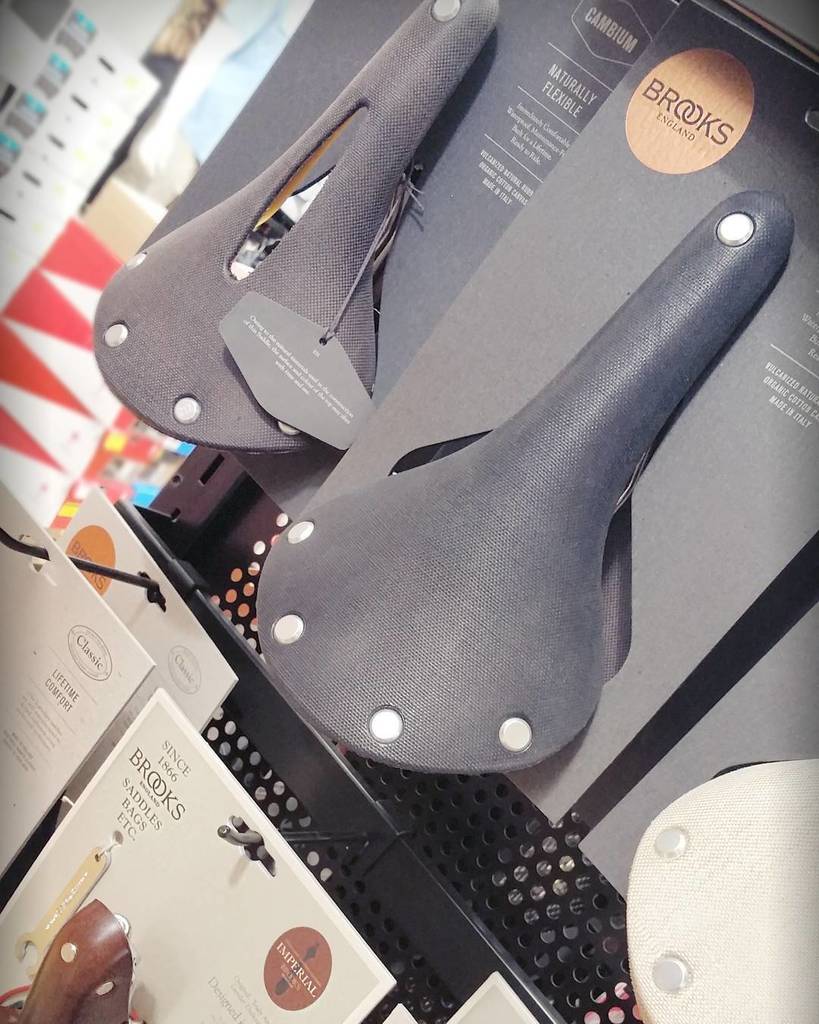 TWDSF's tweet photo. Do you Brooks? #brooks #brooksengland #bike #saddle #cambium #bestsaddleever #twdsf https://t.co/PcPp4EtSt8 https://t.co/gGbMyCK6PO