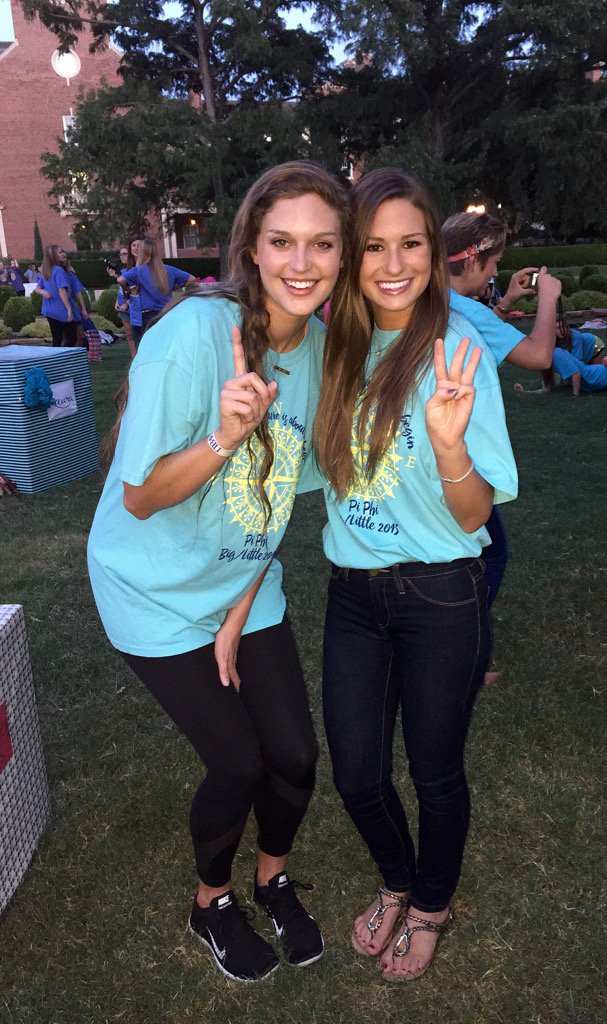 MollyMMeyer's tweet photo. HBD to you @c_mmills❤️❤️ ily https://t.co/T6MDoiuWDI