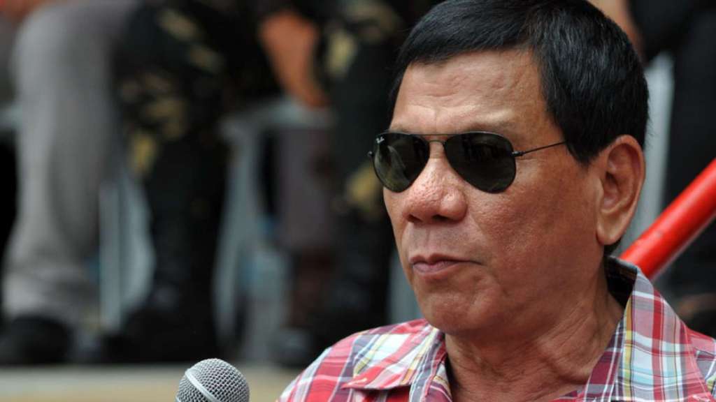 ananse_s_e_m's tweet photo. “I will Kill Half of Filipino Population” – Duterte Tells The UN https://t.co/agkSmWqDc7 https://t.co/Vuy53E8htf