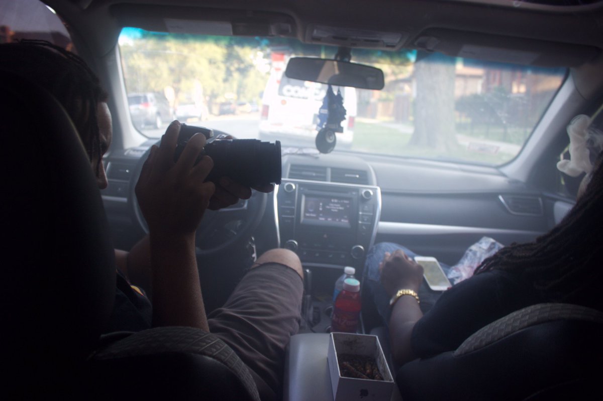 TeejayMafioso's tweet photo. Shootin While We Shootin Shit With @Jvlxn
Trap Hippie Visual Comin #TrapHippieShit #SmallsVision
cc: @PoloRasta_ https://t.co/OISukkKAlh