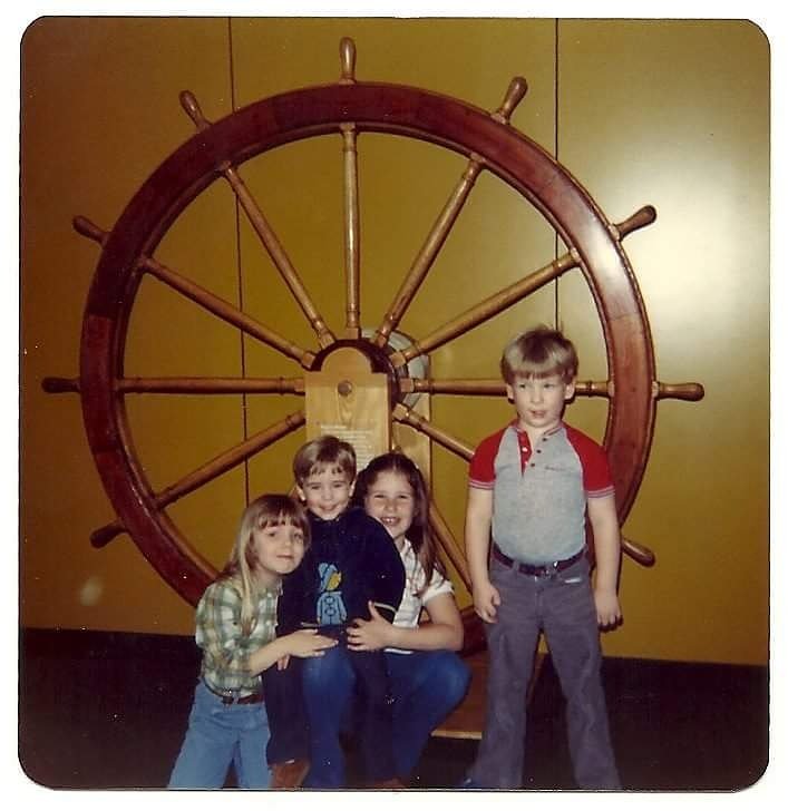 Corduroy_Xavier's tweet photo. I don't always stand, but when I Do, it's out from the Crowd. #TwentyOneYearComa https://t.co/TqKO0M4gzj