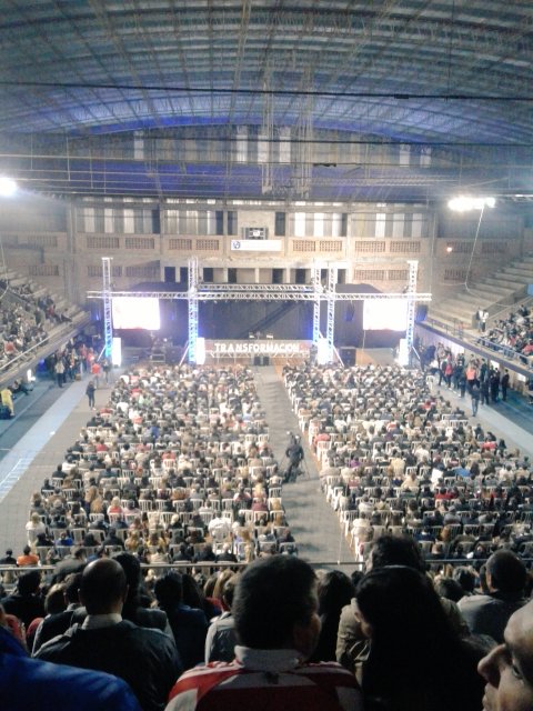 LoreAriasG's tweet photo. En la conferencia de Jhon Maxwell #TRANSFORMACIONPY . Gracias @Haciendapy !!! https://t.co/HTfNylgTCR