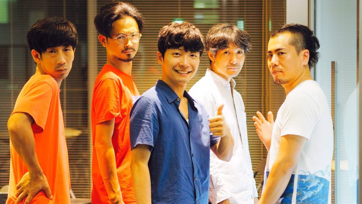 しのひー على تويتر 食べたら具合が悪くなりそうな飴色のtシャツ着てる伊藤大地 一度は抱かれたい長岡亮介 寝ちゃいそうな伊賀航 春の畑に生えてそうな髪型櫻田泰啓 例えが伝わりにくいニセさんのメンバー紹介www 星野源しか出ない夏フェス