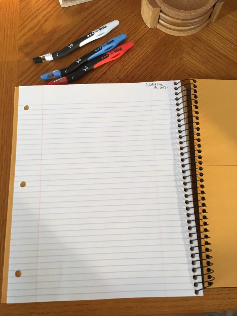 giellianealexa's tweet photo. Only excited for another year of nursing school because of my lefty notebook and pens!!!!!! #tybf https://t.co/hR5ovg90yv