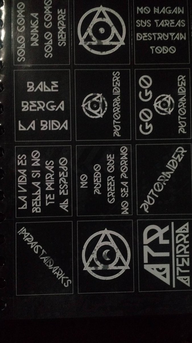 AteirraShop's tweet photo. Estos son los stickers del Cuaderno Putorraider. 20% OFF https://t.co/hvPbaKhpUm $15.900 (pesos col) más el envío https://t.co/bPmSOTO5H1