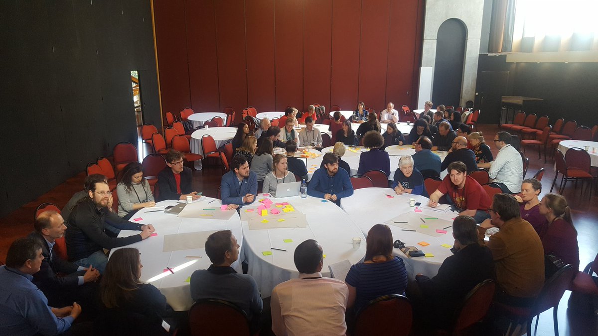 RichDecibels's tweet image. Big crowd figuring out better methods of citizen-govt engagement at #OSOSNZ