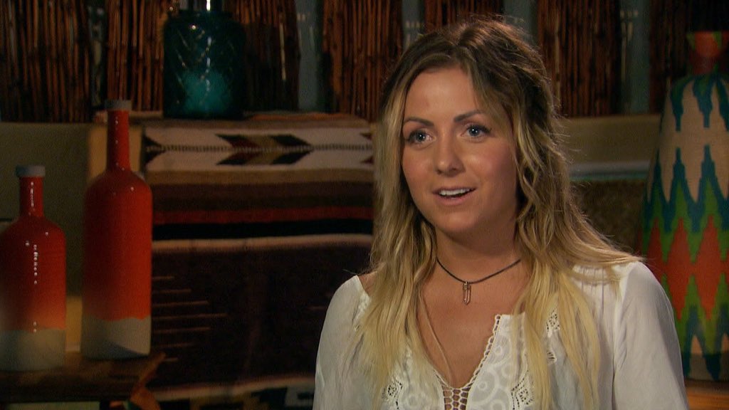 AfterTheFinalRose - Carly Waddell - BIP - Season 3 - *Sleuthing Spoilers* - Page 13 Cqgj9YPVYAEJVn4