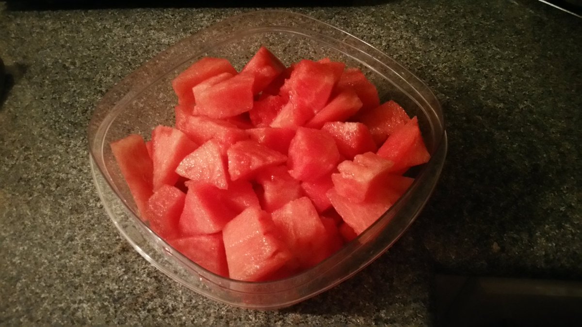 eemily02's tweet photo. Yum :) #watermelon #delicious https://t.co/lSL8iHhnqB