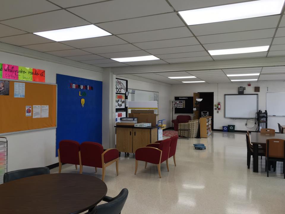 MrDpasion's tweet image. From @gmsfalcon #makerspace: The Innovation Lab. Newly renovated! #makerslowchat #makerEd gmsinnovationlab.wordpress.com