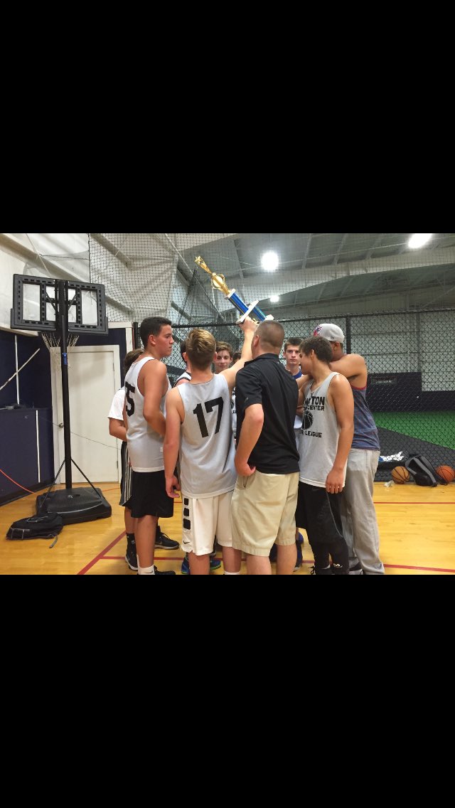 CheralynF's tweet photo. @KingstnSprtsCtr High School Boys. Braintree takes the trophy! https://t.co/8bnqX45EC5