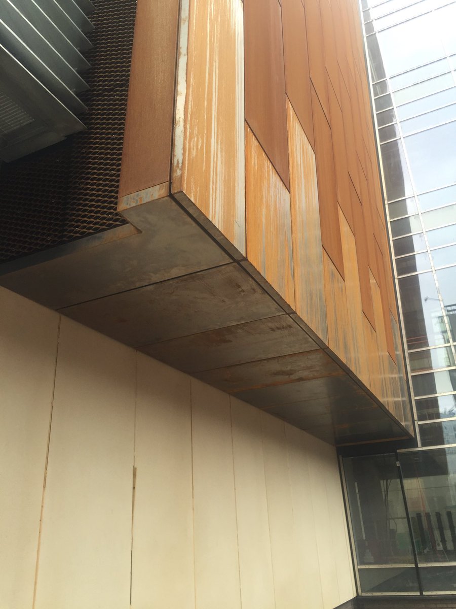 MetCladContract's tweet image. More images from #MIF #University of Liverpool @JamesTaylorLtd #Eyetech @KingspanIP_UK #COR-TEN #Rainscreen