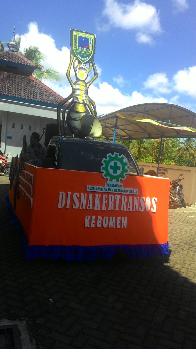 Karnaval dalam rangka HUT RI ke 71.