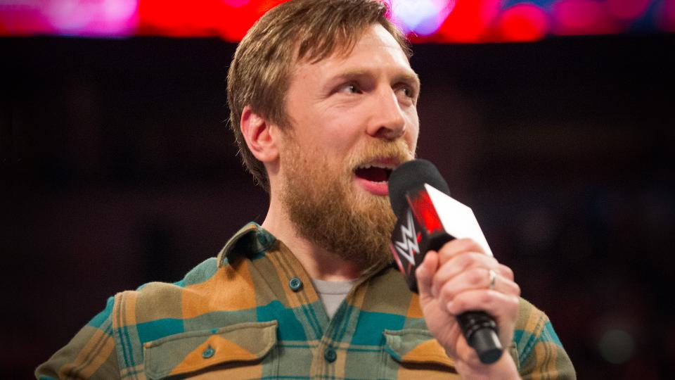 WrestlingNewsCo's tweet photo. Daniel Bryan comments on Finn Balor relinquishing the #WWE Universal Title https://t.co/nmxxEpj6K9 https://t.co/wqTBFb2Qsd
