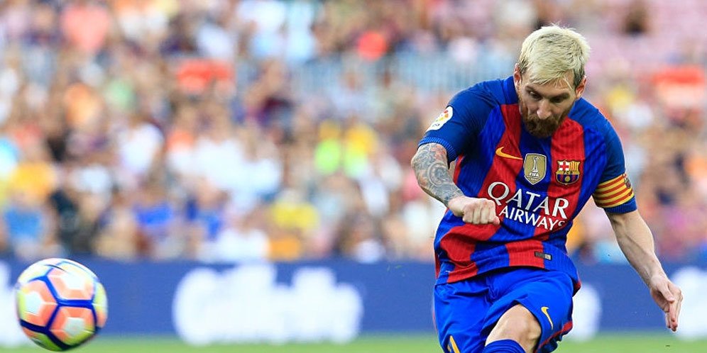 SportsAgen's tweet photo. Messi Tinggalkan Barca Dua Tahun Lagi? https://t.co/qCPyJFMRF3
