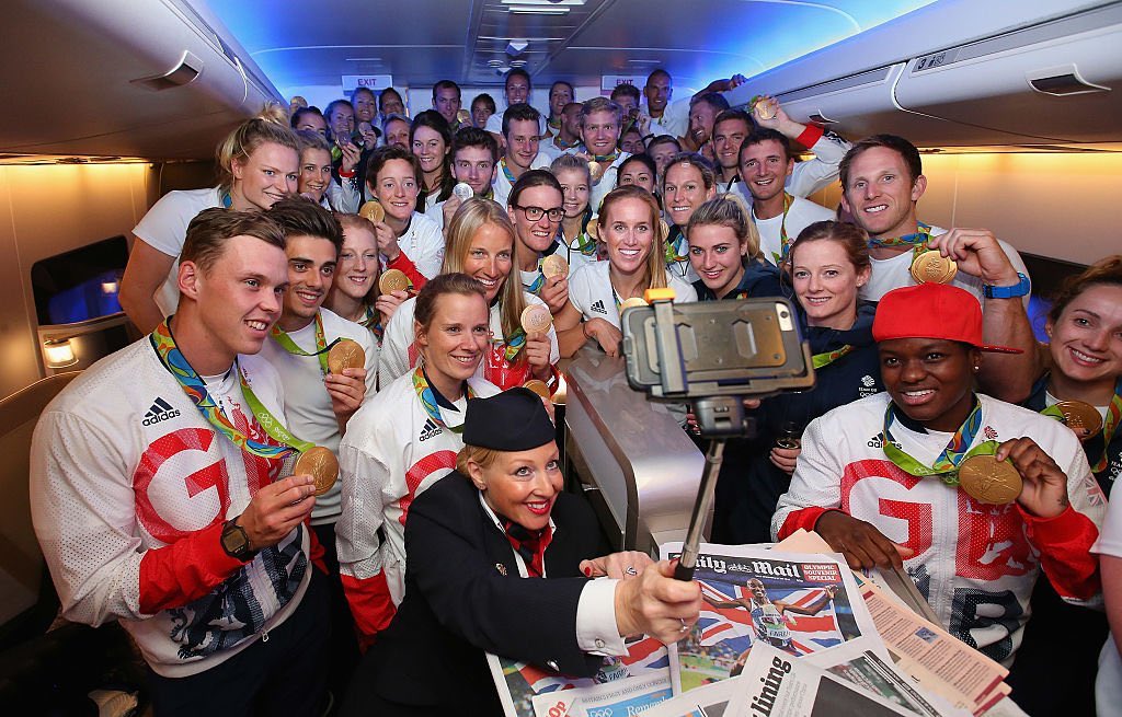 TeamGB's tweet image. Our #GBR heroes are returning aboard #VictoRIOus! Thanks to @British_Airways for flying the team home in style... ✈️