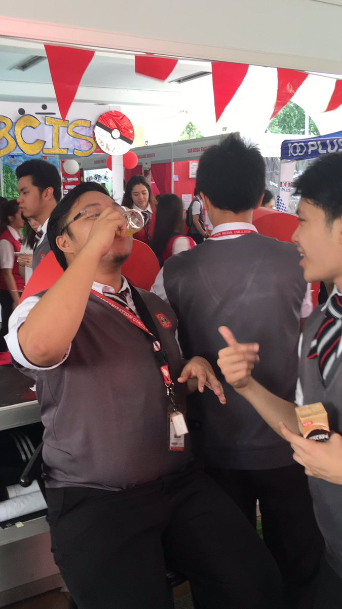 BDT_SanBeda's tweet photo. Go here at booth no. 5 now! See ya! #BdtExMo #OrgFair2016 https://t.co/VlhrLDXV6T