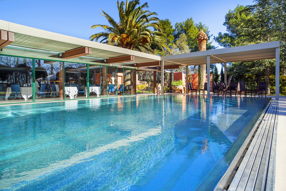 DomusSelecta's tweet photo. #FelizJueves ¡Aprovecha los últimos días de verano y desconecta en Perpiñan! https://t.co/SOqU0it3t6 https://t.co/PJWWXS9fn5