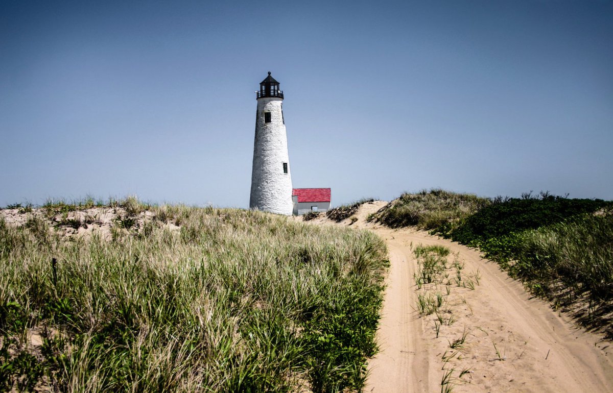 Why <a href="/thetrustees/">The Trustees</a> Great Point Lighthouse Circle Celebration is this weeks must: bit.ly/2bcKCKM #nantucket