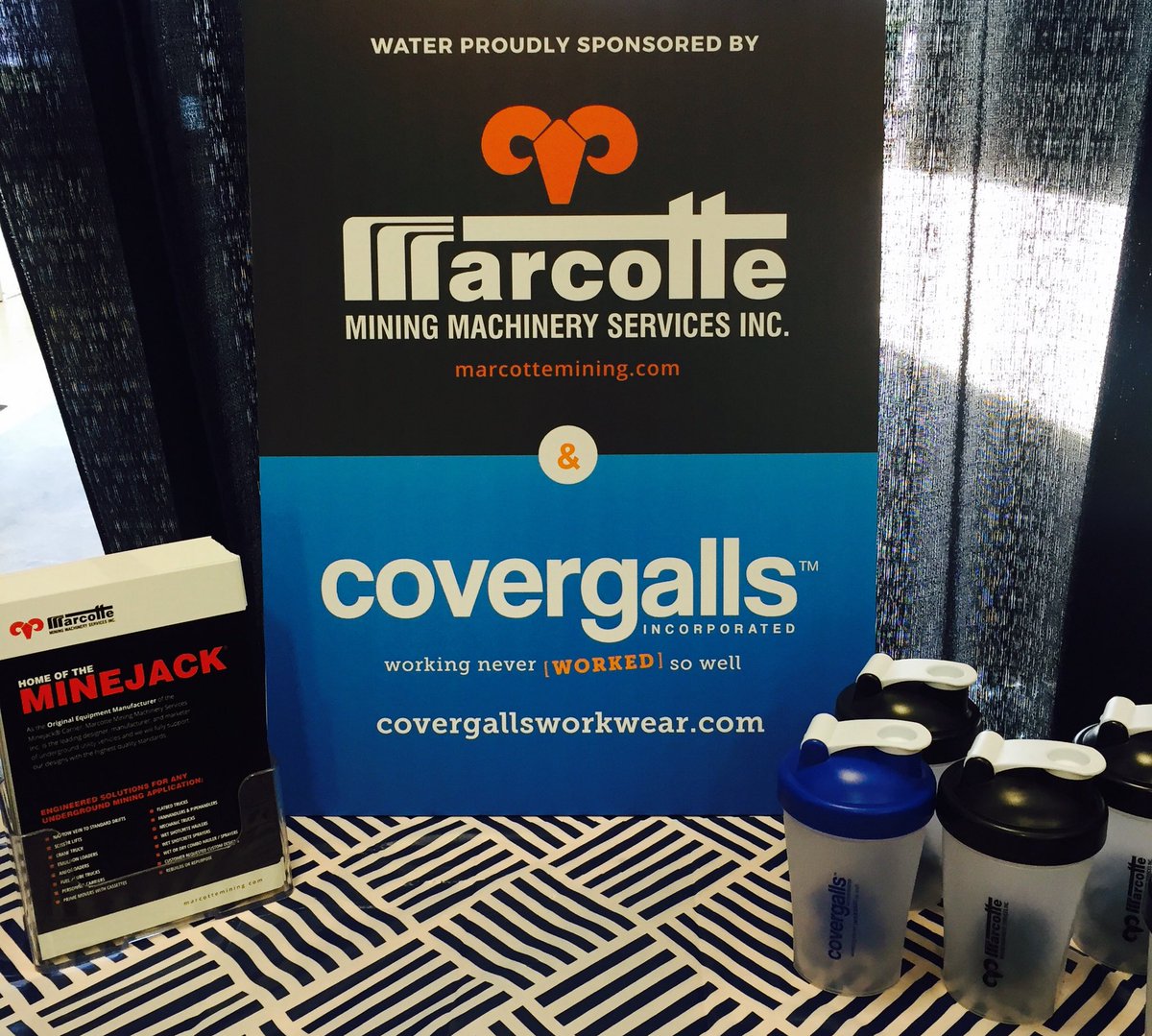 MarcotteMining's tweet photo. Happy to co-sponsor the water station w/@Covergalls at #IMRC2016 #minerescue #firefightingchallenge Stay hydrated! https://t.co/Zvg75l1wQN
