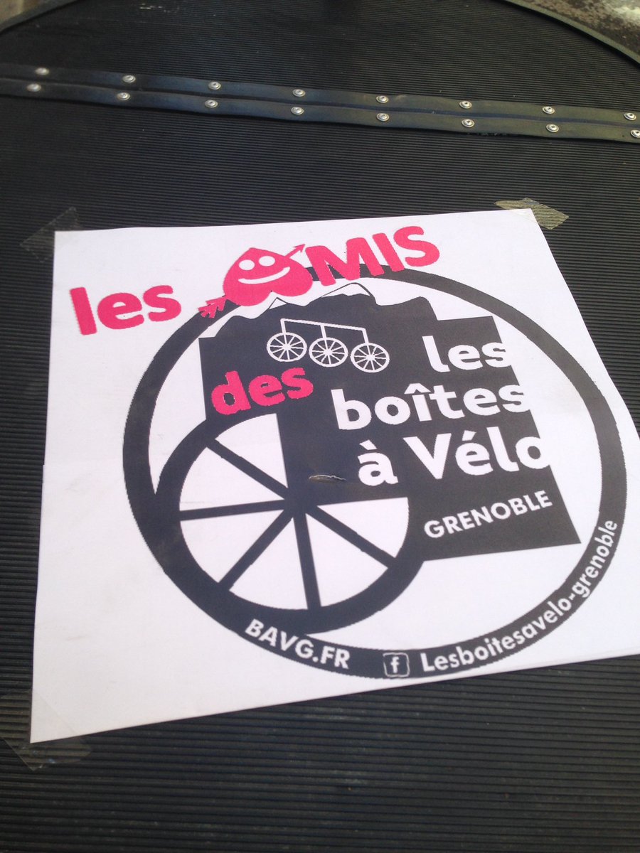 jsoldeville's tweet photo. #Grenoble Vive l'économie circulaire! Vu #rueChenoise: tricycle récup huiles 30taine restau collectés. @BAVgrenoble https://t.co/YLYv6lcyFv