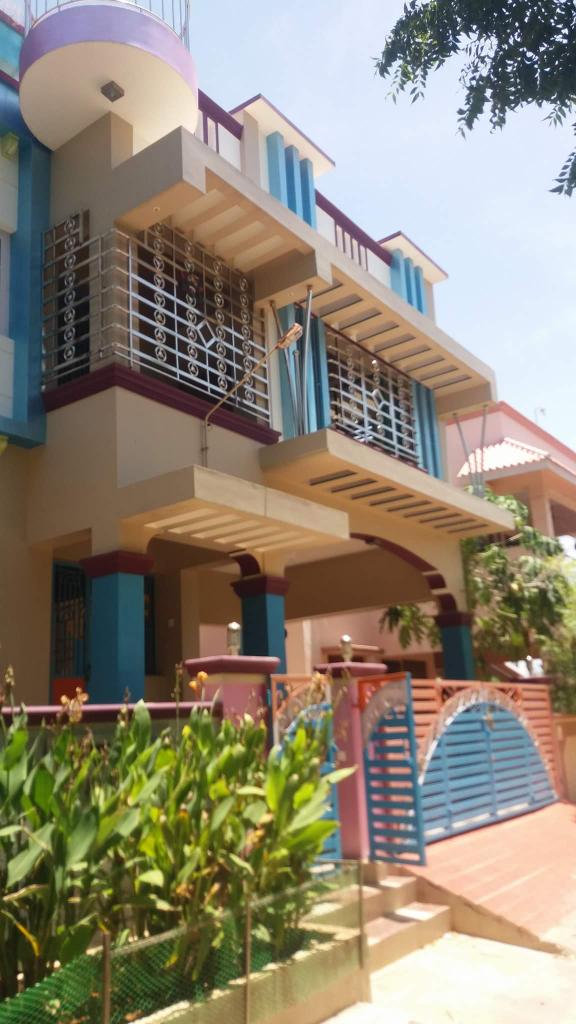 SundarKaru's tweet photo. மதுரையில் இடம்,வீடு வாங்க, விற்க,என்றால் தொடர்புக்கு.  சாய்சுந்தர் ,
.9843688204 https://t.co/KKnDXl5TgB