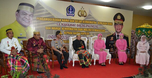 tribratanewsmakassar.com/news/kegiatan-…
@AntonCharlian <a href="/antaranews/">antaranews.com</a> @DivHumasPolri <a href="/HUMAS_SULSEL/">Tribratanews Sulsel</a> @PID_RESSOPPENG @humas_ressidrap