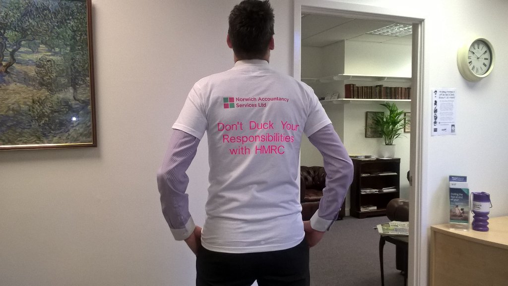 Quacksreturnsfrom£50 tweet media