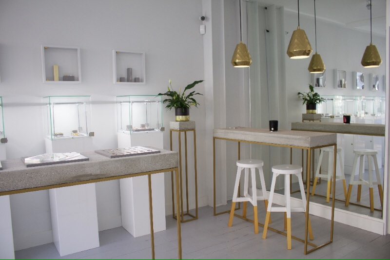 One of my fav jewellery brands <a href="/MayaMagal/">MAYA MAGAL LONDON</a> has just opened up on upper street woo hoo! 🍸