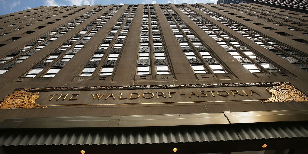 Chinese insurance giant Anbang, which owns Waldorf Astoria, is thought to be planning an IPO bloom.bg/2bAtZLN