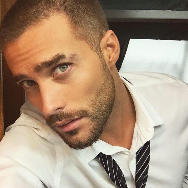 Why So Dreamy Rodrigo? 😍
#ALTEiR 's Choice
#MostBeautifulMan TOP4