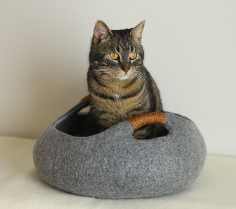 Cat Bed as a Piece of Decor
design42day.com/industrial/cat…