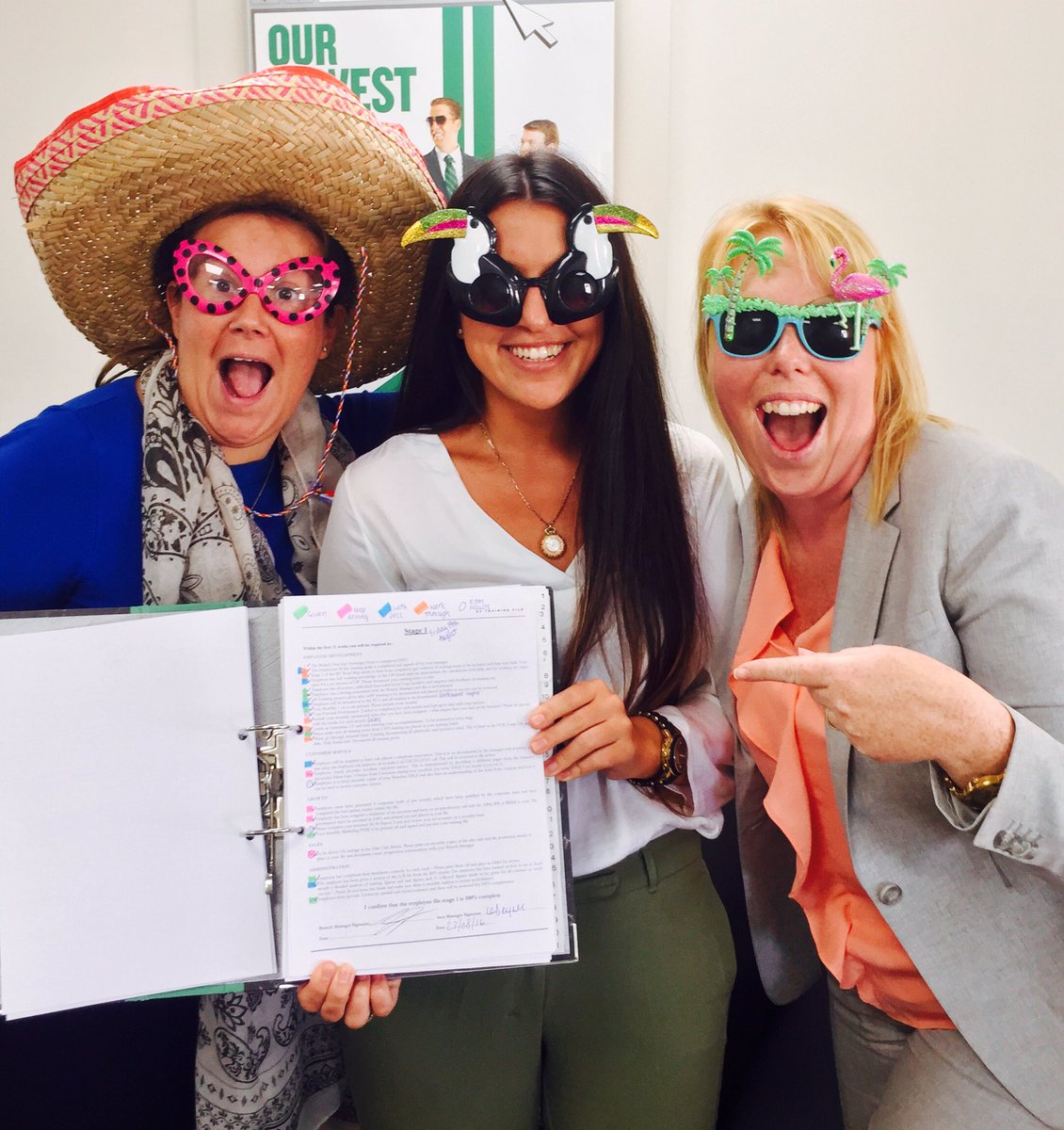 EracU421's tweet photo. Paige, Jess and Claire! Folder-Sign-Off-Time! 🎉👌🏼😂 #U421 #UK #ERAC #U4 #EMPLOYEEDEVELOPMENT #CAREER #DREAMTEAM https://t.co/IjlIY3qtxI
