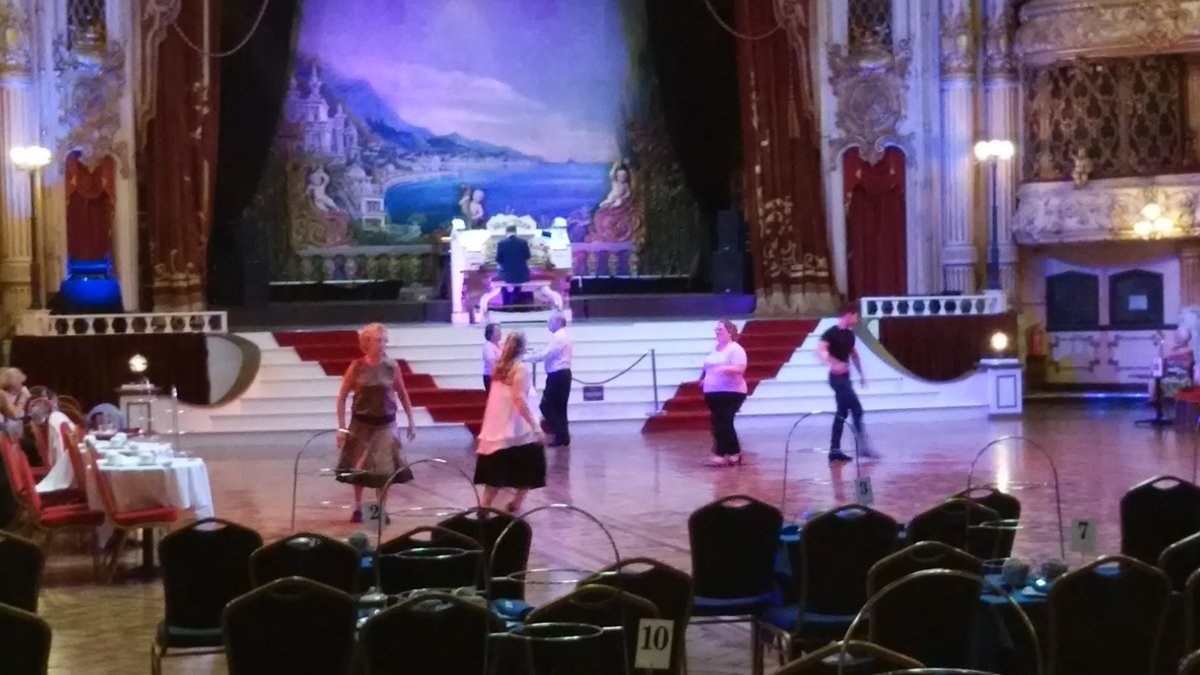 1stCallFitness's tweet photo. Little bit of ballroom with @fenton_nicky #youcanmove 💃 https://t.co/jprijZDcyB