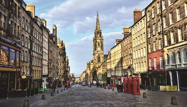 Can #Glasgow+#Edinburgh prosper after #Brexit vote? @SamuelHortiPW analyses Scot's situation propertyweek.com/in-depth/marke…