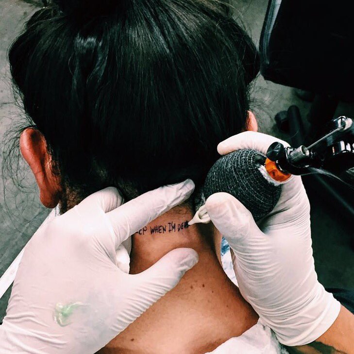 😴😵 https://t.co/Jp1uGKckgQ