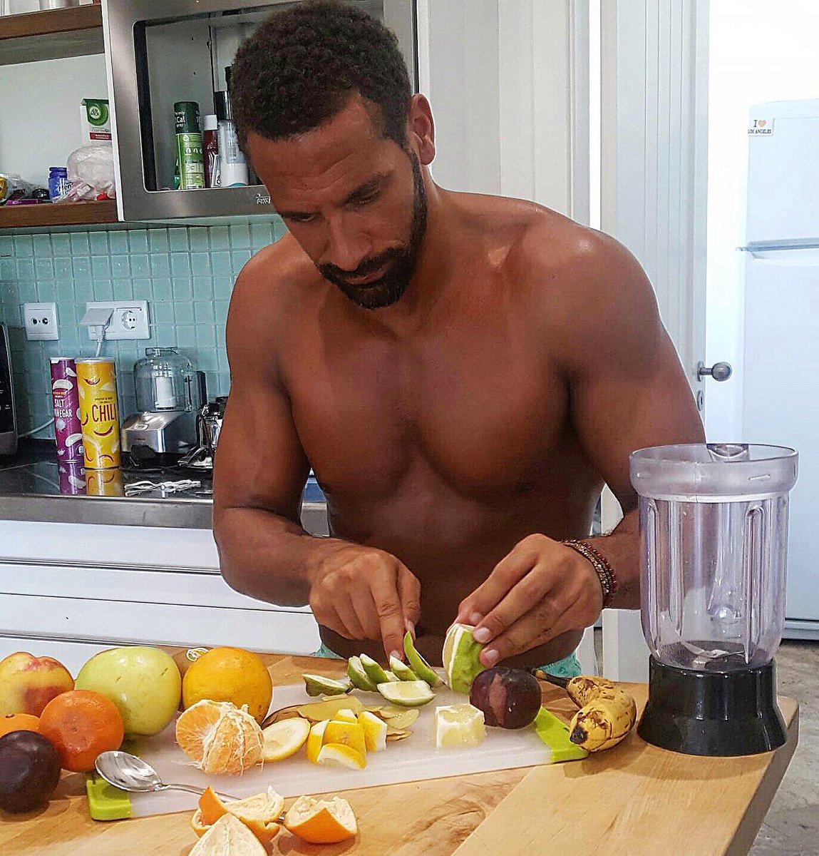 Rio Ferdinand on X: "Just finished workout... salmon/sardines & eggs breakfast then fruit smoothie for me & the kids round the pool! 😎 https://t.co/UTtS7PTGxG" / X