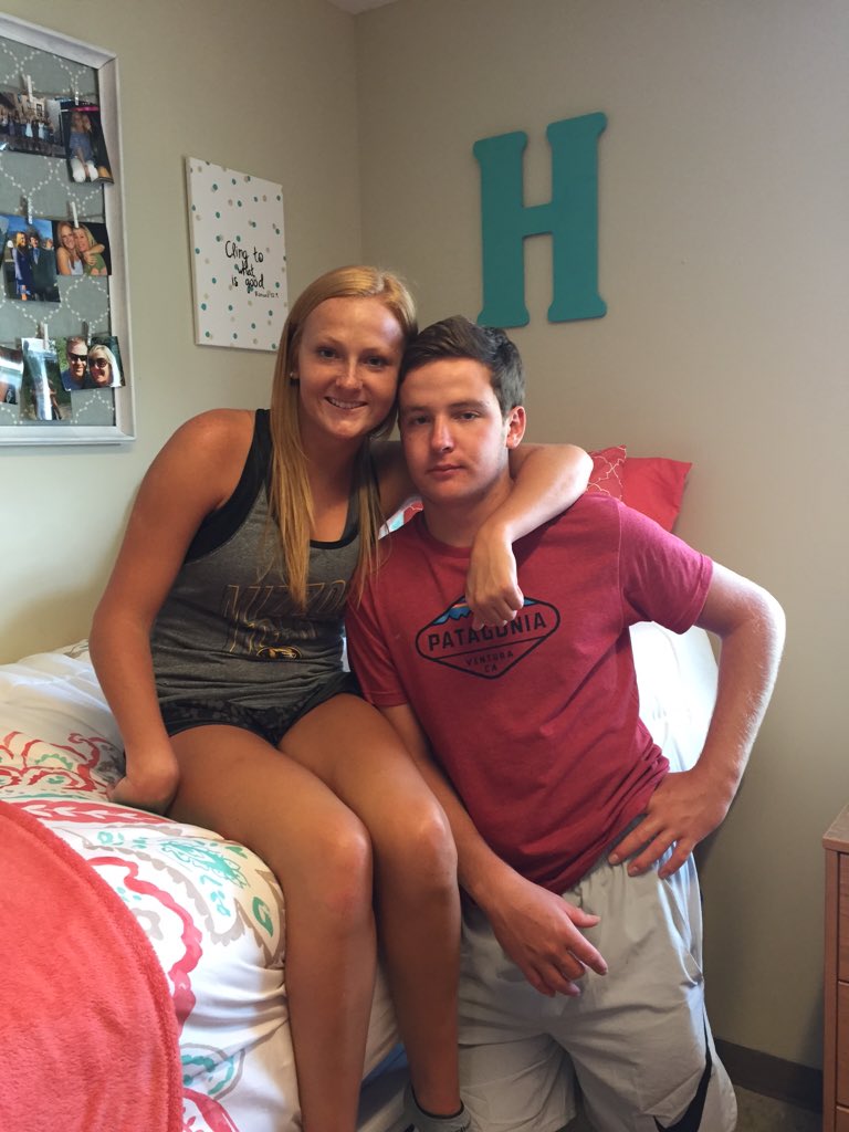 collin_leach's tweet photo. Happy birthday Harper, miss havin you around. Love ya❗️@harper_leach https://t.co/ItxmJaZha9