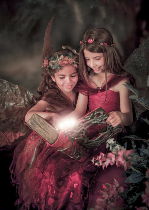 magicbeanstudio's tweet image. Sprinkle some enchantment into a photo shoot with our magical Fairy Realm Self Illuminating  qoo.ly/aijz5