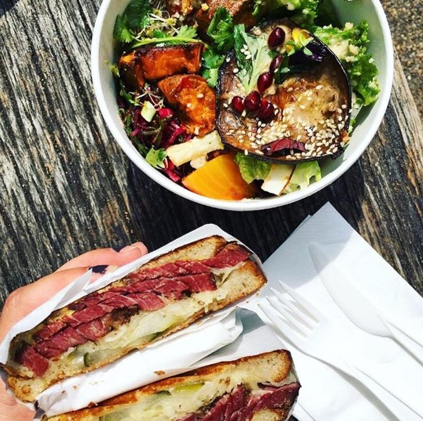 cureandcut's tweet image. When you can’t decide on one, have both.
instagram.com/p/BJc0nXWgQr-