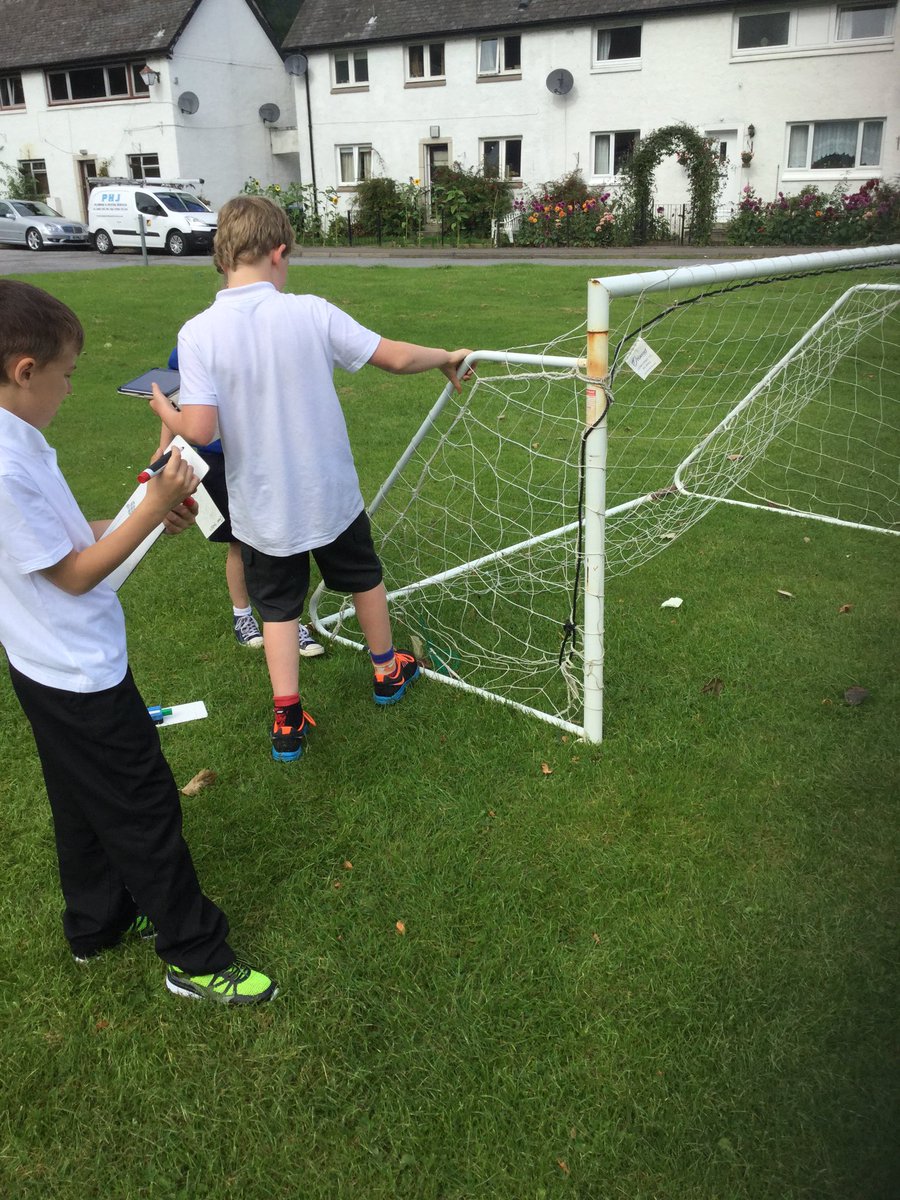 KenmoreP345's tweet image. Finding angles in our environment #anglechallenge #outdoorlearning