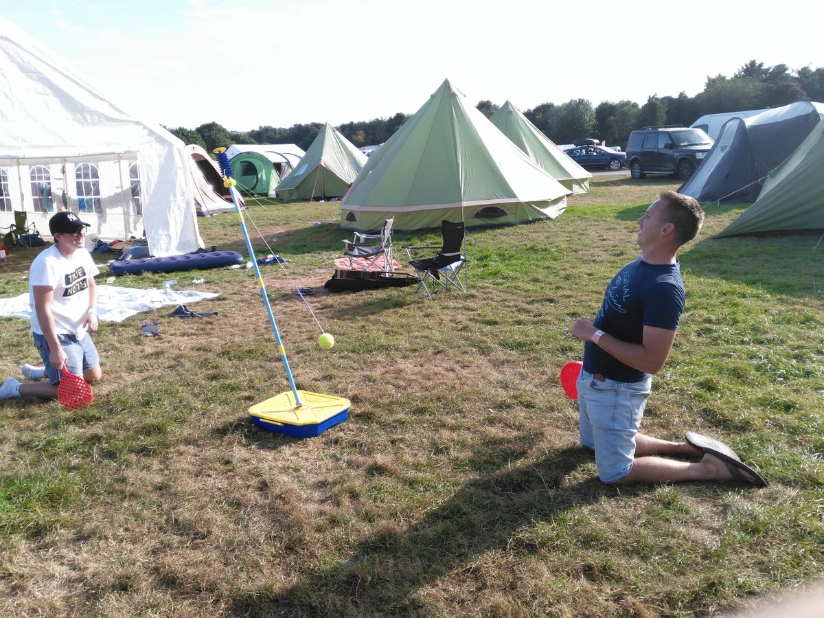 billy_tagg's tweet photo. Faulty swingball #camping problems #ohwow #ohflippingflippingwow #soulsurvivor16 https://t.co/veYZOL1fUk