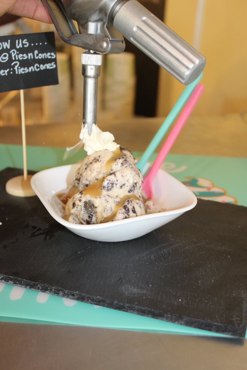piesncones's tweet photo. We make our whip cream in house! Delicious and fresh!!!
#icecream #whipcream https://t.co/wDlCggPVA3