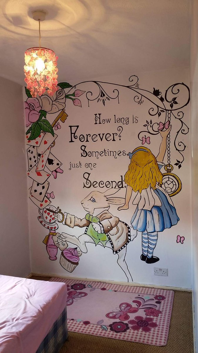 muralmadness's tweet photo. #aliceinwonderland #mural #vintage #handpainted @WaltDisneyWorld @DisneyStudios https://t.co/3Xg4B8MBYb