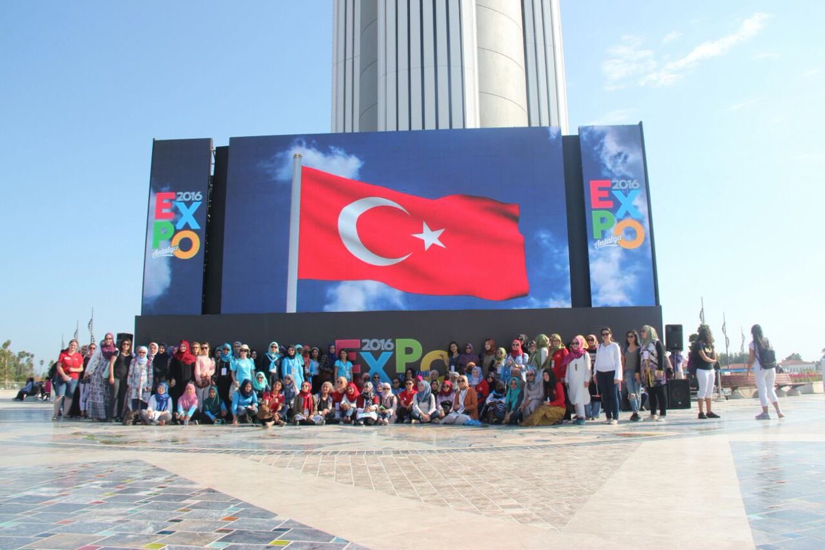 ankaorgtr's tweet photo. Gençler el ele gönül gönüle büyük İslam Medeniyetine... #YouthWithTurkey https://t.co/TrQEF61BIb