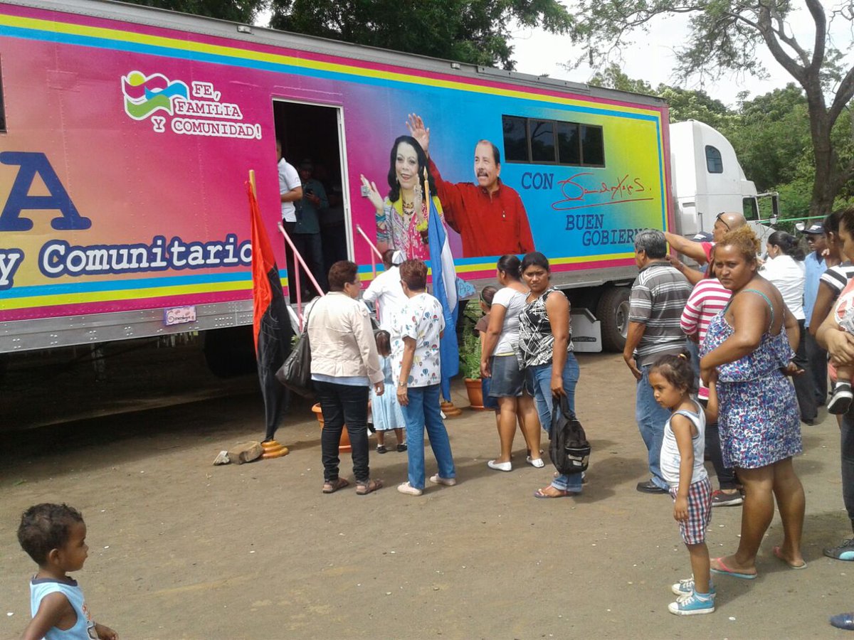 Canal4Ni's tweet photo. Llega Moderna Clínica Móvil a comarca Nejapa
@ClarkCenteno1
#Canal4Noticias
https://t.co/4IgHP8vts3 https://t.co/HcSAn7jeJY