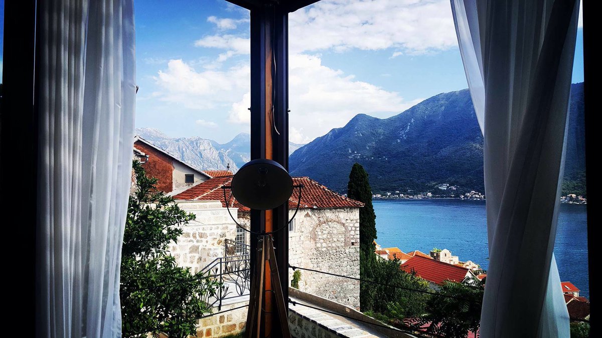 montebayretreat.com Breakfast &amp; dining room view....