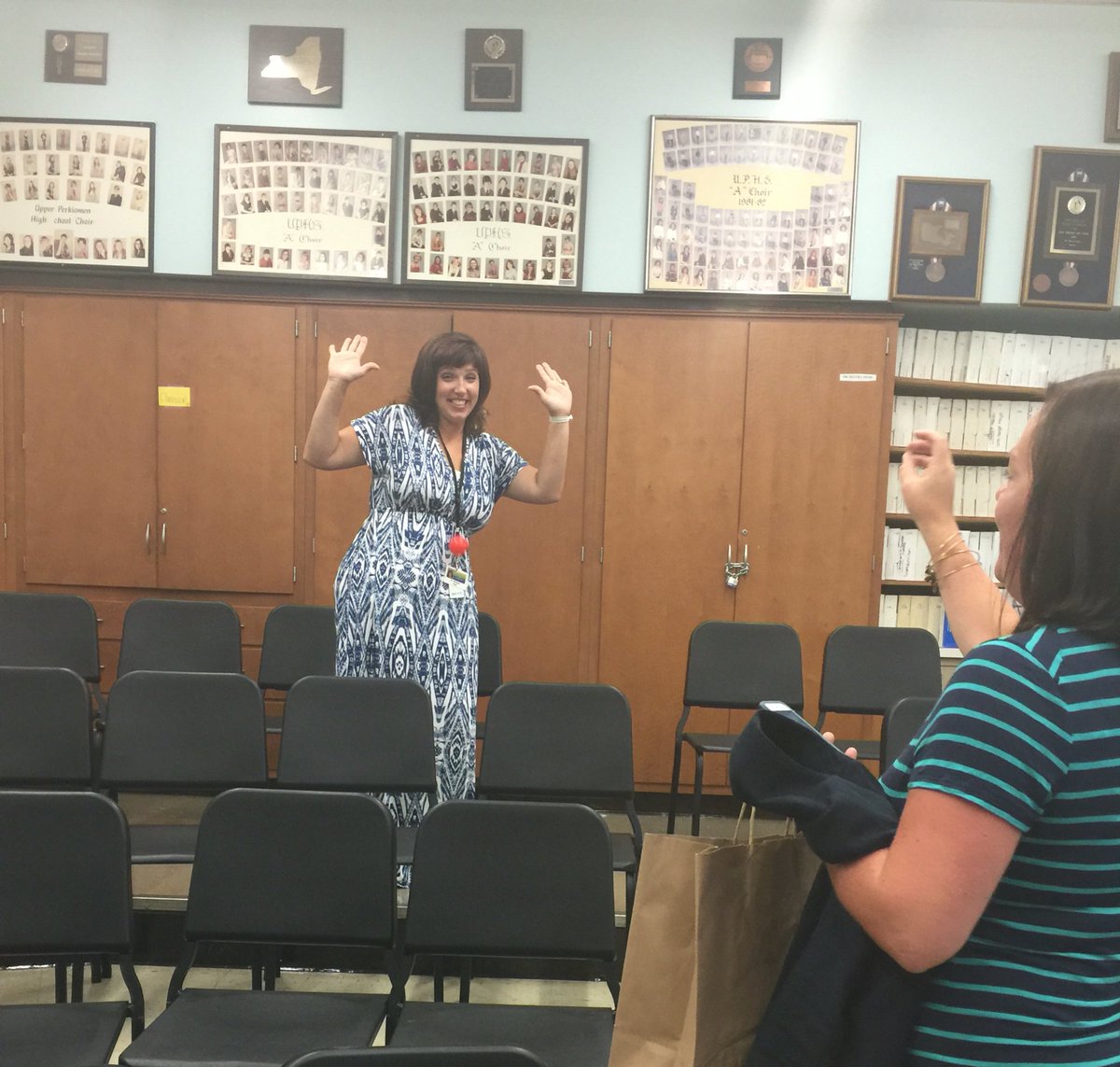 rbschmeck's tweet photo. Team ABCLR @ CHOIR RM w Harma! #perkiomengo https://t.co/hIIJz4giz8