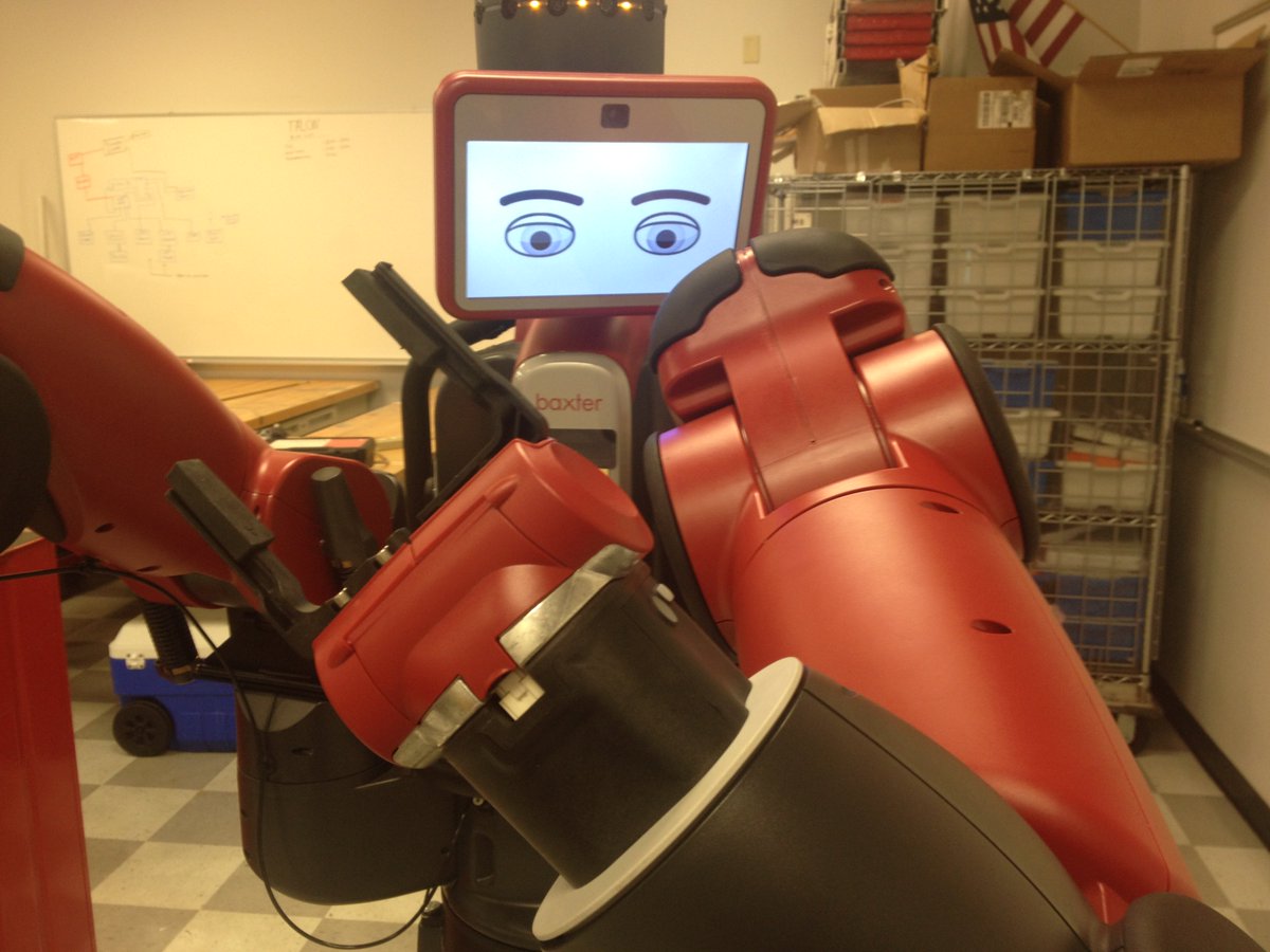 UNFTALON's tweet photo. The Baxter robot from @RethinkRobotics and our new #AUV both use #ROS. We're excited to start experimenting with him https://t.co/cgZclPK7a3