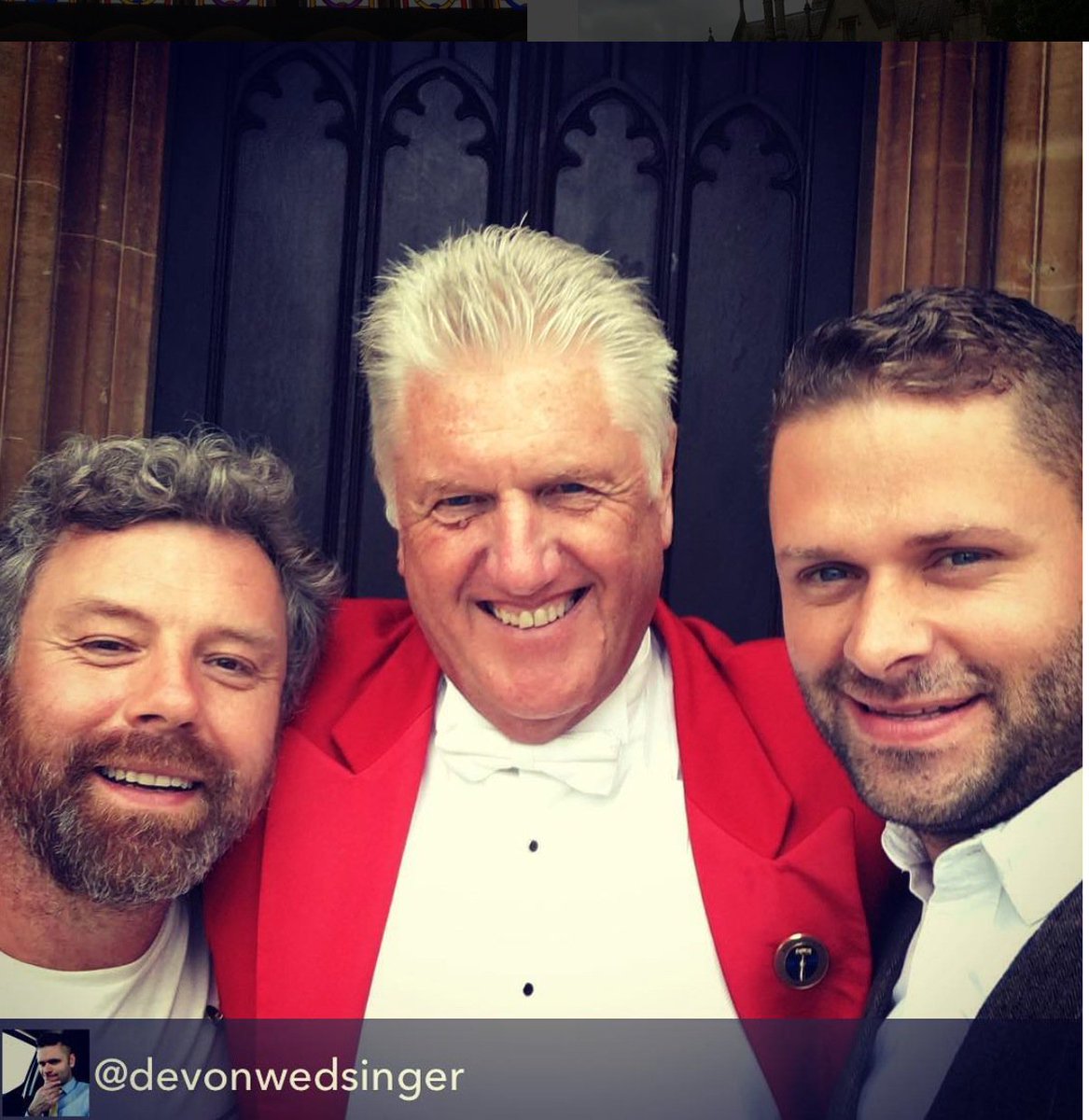 Our toast-master Steve and the @DevonWedSinger