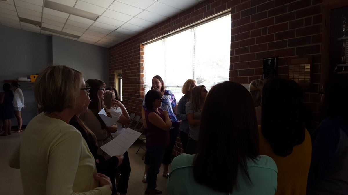 SCESROARS's tweet image. North, South, East, West What's your style? #SCESCougarsROAR #collabrate #respectourdifferences